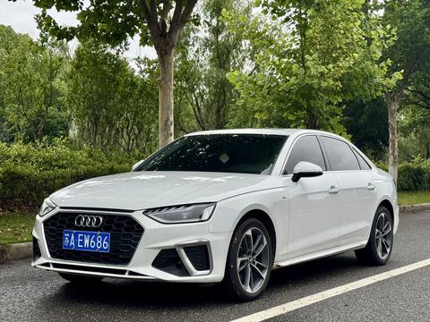 Audi A4L из Китая — фото