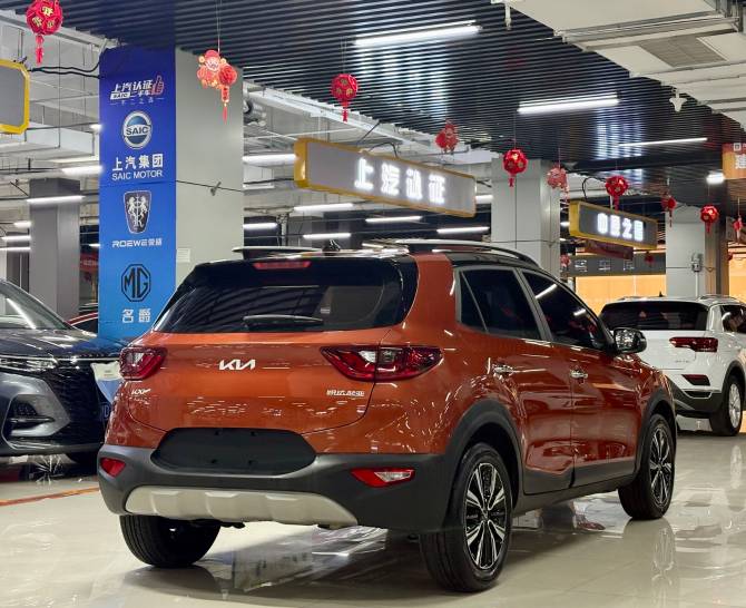 KIA Seltos из Китая — фото