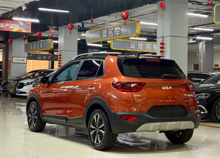 KIA Seltos из Китая — фото
