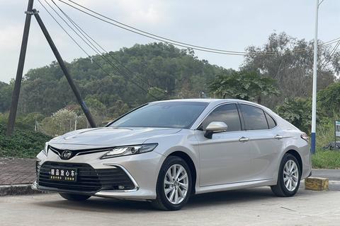 Toyota Camry из Китая — фото