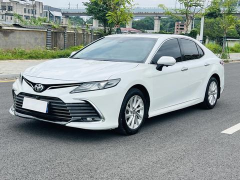 Toyota Camry из Китая — фото
