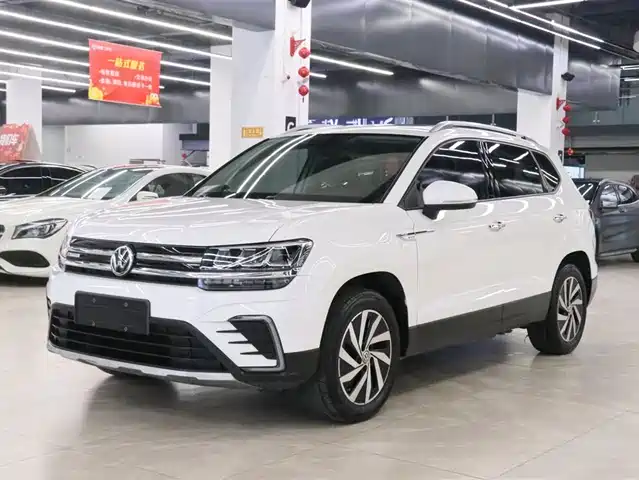 VW Tharu 1.4T TSI Comfort Plus