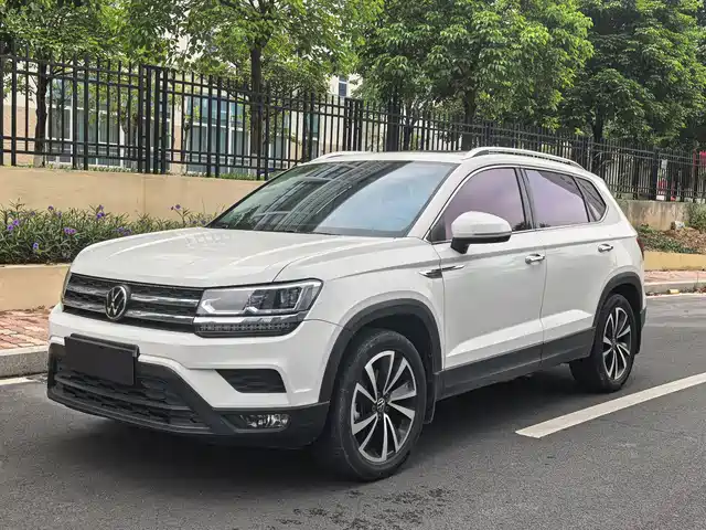 VW Tharu 1.4T TSI Style