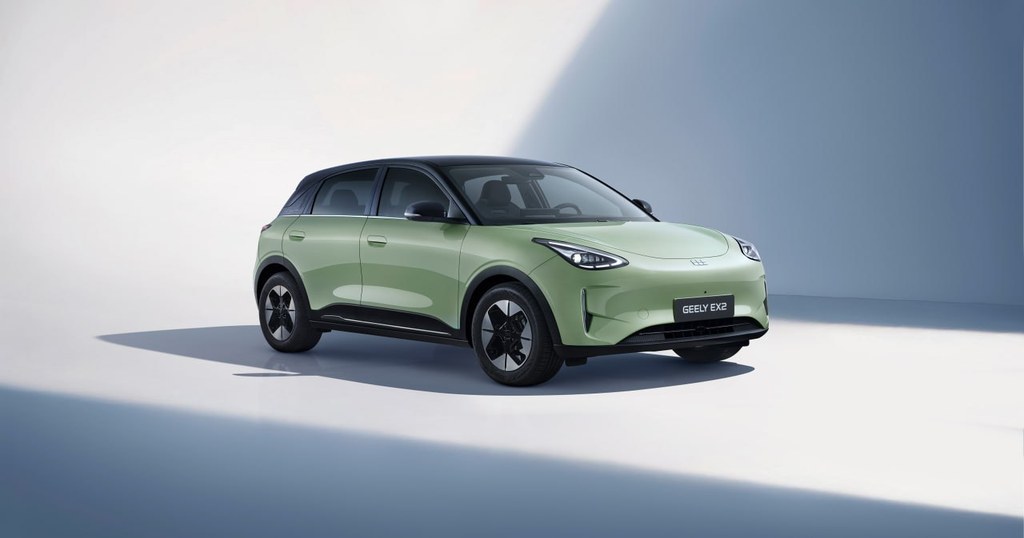 Geely EX2 едет в Россию: всё о главном китайском бестселлере 2026 года